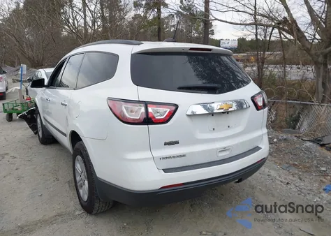 2017 Chevrolet Traverse Ls z USA, uszkodzony, nr VIN 1GNKRFED3HJ249256